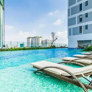 아파트 Genius River Gate Free Pool, 호치민